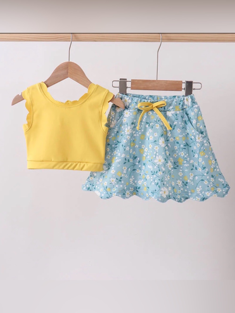 NEW - ABBY & EVIE - Yellow and Green Floral Bow Skort Set - Size 4